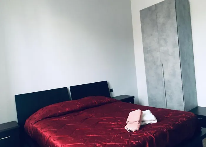 House Alessandrino 4* Rom